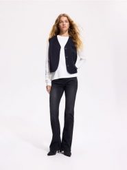 Jeansy flare z rozcięciami - szary. Szare jeansy damskie Reserved, bez wzorów, z bawełny. Za 129.99 zł.