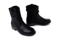 RIEKER Z6883-00 black, botki damskie. Czarne botki damskie Rieker, na zimę, bez wzorów, z polaru, bez obcasa, na obcasie, bez zapięcia. Za 399.90 zł.