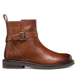 Botki Geox. Brązowe botki damskie Geox, bez wzorów, bez obcasa, na płaskiej podeszwie, bez zapięcia. Za 589.99 zł.