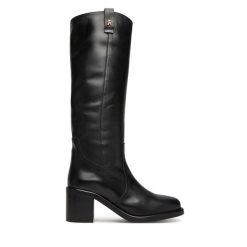 Kozaki Tommy Hilfiger. Czarne kozaki damskie Tommy Hilfiger, bez wzorów, bez obcasa, na słupku, bez zapięcia. Za 1,039.00 zł.