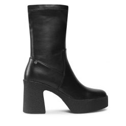 Botki GOE. Czarne botki damskie GOE, bez wzorów, bez obcasa, na słupku, bez zapięcia. Za 459.99 zł.