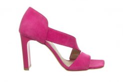 Sandały Bayla-157 4556 152-P Fuksja Welur 157039, Skóra naturalna - 39. Czerwone sandały damskie Bayla, bez wzorów, z materiału, z otwartym noskiem, bez obcasa, na słupku, bez zapięcia. W wyprzedaży za 179.10 zł.
