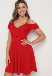 Czerwona Sukienka Rozkloszowana na Ramiączkach z Falbankami Polauri. Czerwone sukienki damskie Born2be, na co dzień, m, bez wzorów, eleganckie, bez kołnierzyka, bez ramiączek, mini, rozkloszowane. Za 79.99 zł.