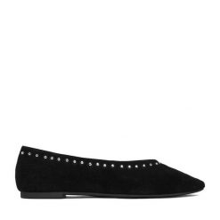 Baleriny Lasocki. Czarne balerinki damskie Lasocki, bez wzorów, bez obcasa, bez zapięcia. Za 179.99 zł.