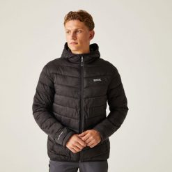 Kurtka z kapturem męska Hillpack II. Zielone kurtki męskie Regatta, m, bez wzorów, z poliamidu, eleganckie, z kapturem. W wyprzedaży za 229.99 zł.