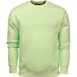 Bluza sportowa męska Nike Sportswear Club. Zielone bluzy sportowe męskie Nike, m, bez wzorów, z bawełny, bez kaptura. Za 232.72 zł.