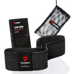 Opaski z pętelką Fortis Premium z torbą i instrukcjami ćwiczeń. Czarne torby sportowe męskie VIA FORTIS, bez wzorów. Za 99.90 zł.