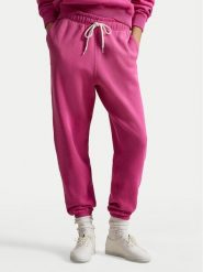 Polo Ralph Lauren Spodnie dresowe 211971700501 Różowy Tapered Fit. Czerwone spodnie dresowe damskie Polo Ralph Lauren, bez wzorów, z bawełny. Za 557.99 zł.