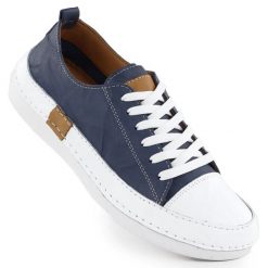 Skórzane niskie trampki niebieskie T.Sokolski 8260. Niebieskie trampki i tenisówki damskie T.Sokolski, bez wzorów, ze skóry, bez zapięcia. Za 249.99 zł.