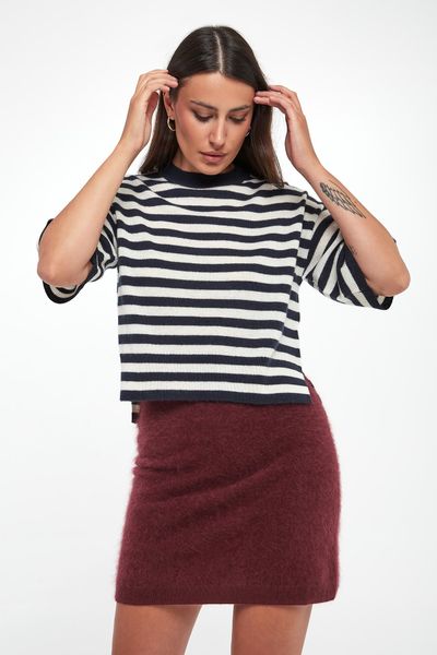 Sweter damski kaszmirowy Truppa MARELLA. Swetry nierozpinane damskie Marella, m, bez wzorów, z kaszmiru, bez kołnierzyka, bez ramiączek. Za 1,229.00 zł.
