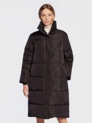 Bruuns Bazaar Płaszcz zimowy Lucky BBW2528 Czarny Regular Fit. Czarne płaszcze damskie Bruuns Bazaar, na zimę, bez wzorów, z syntetyku, bez kołnierzyka, bez kaptura. Za 1,499.00 zł.