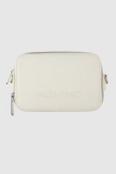 VALENTINO Ecru torebka dwukomorowa z regulowanym paskiem holiday re camera bag. Białe listonoszki damskie Valentino by Mario Valentino, bez wzorów, z tłoczeniem, bez dodatków. W wyprzedaży za 369.99 zł.