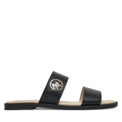 Klapki Beverly Hills Polo Club. Czarne klapki damskie Beverly Hills Polo Club, bez wzorów, bez obcasa, bez zapięcia. Za 139.99 zł.