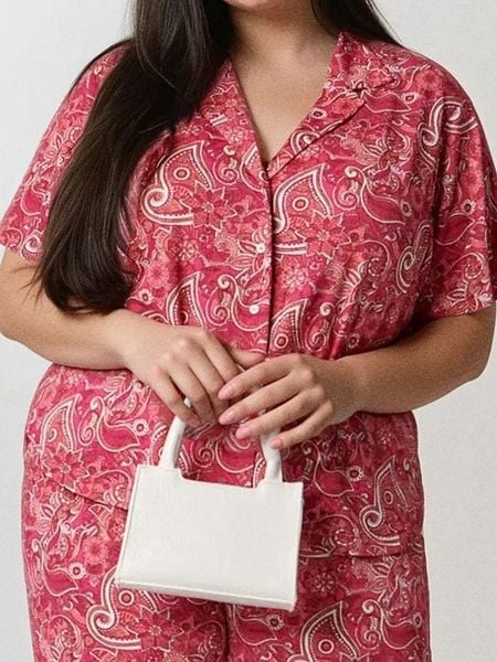 Koszula z krótkim rękawem - różowy. Czerwone koszule damskie Sinsay, l, bez wzorów, bez kołnierzyka, bez ramiączek. Za 59.99 zł.