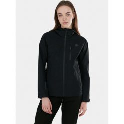 Płaszcz przeciwdeszczowy damski Fundango Piora Waterproof. Zielone płaszcze damskie FUNDANGO, l, bez wzorów, z poliesteru, eleganckie, bez kołnierzyka, bez kaptura. Za 419.90 zł.