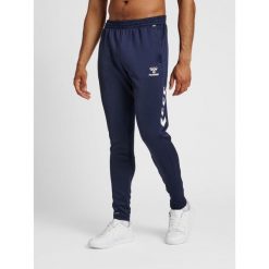 Spodnie do biegania Hummel hmlCORE. Czarne spodnie sportowe męskie Hummel, m, bez wzorów, z materiału, do biegania. Za 180.00 zł.