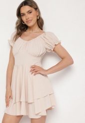 Beżowa Sukienka z Bawełną Bufiastymi Rękawami i Falbankami Maveleira. Brązowe sukienki damskie Born2be, na spotkanie biznesowe, l, bez wzorów, z bawełny, eleganckie, bez kołnierzyka, bez ramiączek, mini. Za 49.99 zł.