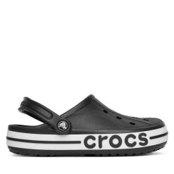 Klapki Crocs. Czarne klapki damskie Crocs, bez wzorów, bez obcasa, bez zapięcia. Za 179.99 zł.