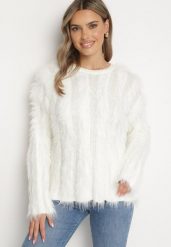 Biały Sweter z Dłuższym Włosiem z Domieszką Wełny Liashira. Białe swetry nierozpinane damskie Born2be, bez wzorów, z jeansu, eleganckie, bez kołnierzyka, bez ramiączek. Za 89.99 zł.
