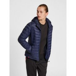 Kurtka sportowa damska Hummel Red z kapturem. Niebieskie kurtki sportowe damskie Hummel, na wiosnę, xl, bez wzorów, z materiału, bez ramiączek, z kapturem. Za 306.80 zł.