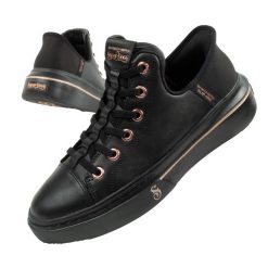 Buty sportowe trampki damskie Skechers SLIP-INS Snoop Dogg. Czarne obuwie sportowe damskie Skechers, bez wzorów, bez zapięcia, trekkingowe. Za 399.00 zł.