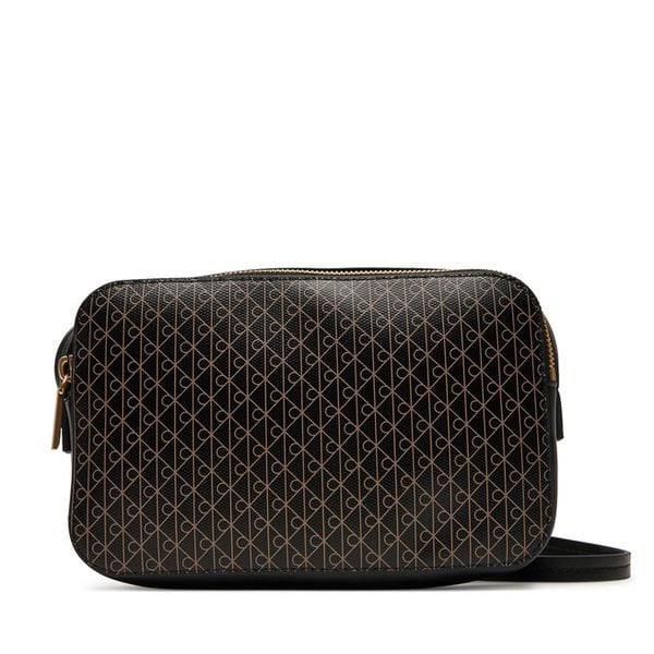 Torebka Calvin Klein. Czarne listonoszki damskie Calvin Klein, bez wzorów, bez dodatków. Za 309.99 zł.