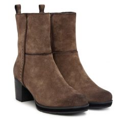 Botki Josef Seibel. Brązowe botki damskie Josef Seibel, bez wzorów, bez obcasa, na słupku, bez zapięcia. Za 649.99 zł.