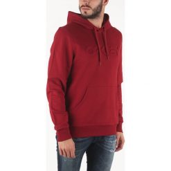 Oakley Bluza Czerwony. Czerwone bluzy męskie Oakley, s, bez wzorów, z bawełny, bez ramiączek, bez kaptura. Za 309.95 zł.
