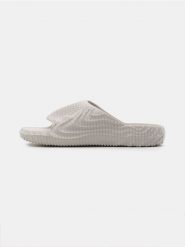 Klapki piankowe z falowaną fakturą - beżowy. Brązowe klapki męskie Sinsay, bez wzorów, bez zapięcia. Za 39.99 zł.