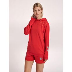 Damska bluza z kapturem Hummel hmlLEAD poly. Czerwone bluzy damskie Hummel, xl, bez wzorów, z materiału, sportowe, bez ramiączek, z kapturem. W wyprzedaży za 237.55 zł.