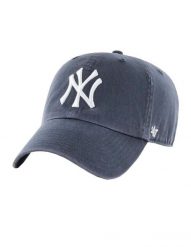 Czapka z daszkiem dla dorosłych 47 New York Yankees Clean Up Cap. Niebieskie czapki damskie 47 Brand, bez wzorów, z bawełny, sportowe. Za 109.99 zł.