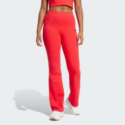 Legginsy Essentials Small Logo Flared. Czarne legginsy damskie Adidas, bez wzorów. Za 159.00 zł.