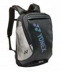 Plecak tenisowy Yonex Expert Backpack. Czarne plecaki męskie YONEX, bez wzorów, z materiału, klasyczne. Za 599.00 zł.