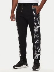 Versace Jeans Couture Spodnie dresowe 76GAA3C0 Czarny Regular Fit. Czarne spodnie sportowe męskie Versace Jeans Couture, m, bez wzorów, z bawełny. Za 599.99 zł.