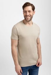 Bawełniana koszulka T-BASIC. Brązowe t-shirty męskie Volcano, l, bez wzorów, z bawełny, bez kołnierzyka, bez ramiączek. Za 59.99 zł.