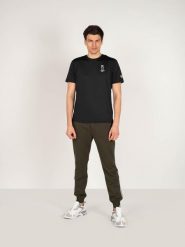 North Sails X Prada T-shirt "Foehn" | 45 2302 000 | T-shirt Foehn | Mężczyzna | Czarny. Czarne t-shirty męskie North Sails, m, z aplikacjami, z poliesteru, bez kołnierzyka, bez ramiączek. W wyprzedaży za 199.00 zł.