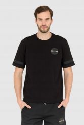 LA MARTINA Czarny męski t-shirt Regular Fit. Czarne t-shirty męskie La Martina, l, bez wzorów, bez kołnierzyka, bez ramiączek. W wyprzedaży za 259.99 zł.