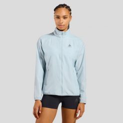 Kurtka damska ODLO Jacket ESSENTIAL LIGHT. Brązowe kurtki sportowe damskie ODLO, bez wzorów, bez ramiączek, bez kaptura, do biegania. Za 399.99 zł.