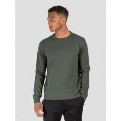 Marcus sweter męski STRIK Dustin 21-200158 5572. Swetry męskie MARCUS, m, bez wzorów, bez kołnierzyka, bez ramiączek. Za 79.99 zł.