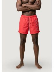 EA7 Emporio Armani Szorty kąpielowe 7M002001 AF14497 M5096 Czerwony Regular Fit. Czerwone kąpielówki męskie EA7 Emporio Armani, bez wzorów, z syntetyku. Za 249.99 zł.