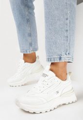 Białe Sznurowane Sneakersy z Wstawkami i Numerkiem Nelocca. Białe obuwie sportowe damskie Born2be, bez wzorów, bez zapięcia. Za 99.99 zł.