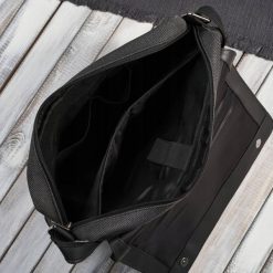 Portfel męski skórzany pionowy AY-06-BL i torba męska na laptopa AY-02-BL zestaw ZUP-140. Torby na laptopa damskie Paolo Peruzzi, bez wzorów. Za 450.64 zł.