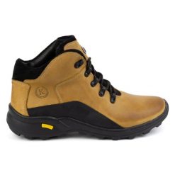 KOMODO Buty męskie trzewiki skórzane zimowe 903K camel żółte brązowe. Brązowe botki męskie na zimę, bez wzorów, z materiału, eleganckie, bez obcasa, bez zapięcia. Za 453.66 zł.