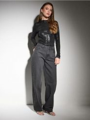 Jeansy straight mid waist - czarny. Czarne jeansy damskie Sinsay, bez wzorów, z jeansu. Za 69.99 zł.