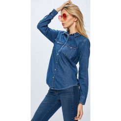 Levi's - Koszula. Niebieskie koszule damskie Levi's®, l, bez wzorów, z bawełny, casualowe, bez kołnierzyka, bez ramiączek. W wyprzedaży za 219.90 zł.