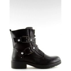 Botki glany czarne M251 Black. Czarne botki damskie ButyModne, bez wzorów, ze skóry ekologicznej, eleganckie, bez obcasa, bez zapięcia. W wyprzedaży za 139.00 zł.