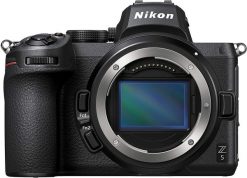 Nikon Z 5 Korpus. Aparaty bezlusterkowce NIKON. Za 5,999.00 zł.