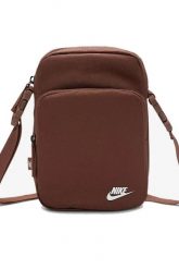 Saszetka na ramię Nike Nk Heritage Crossbody. Saszetki i nerki męskie Nike, bez wzorów, z materiału, z nadrukiem. Za 110.99 zł.
