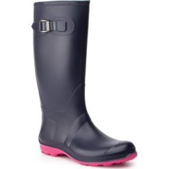 Kalosze KAMIK - Olivia EK2102F Navy. Niebieskie kalosze damskie Kamik, bez wzorów, z materiału, bez zapięcia. W wyprzedaży za 149.00 zł.
