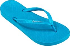 Ipanema Klapki damskie Ipanema Kirei Anat Colors niebieskie 82591-BO329 37. Niebieskie klapki damskie Ipanema, bez wzorów, sportowe, bez obcasa, bez zapięcia. Za 75.23 zł.